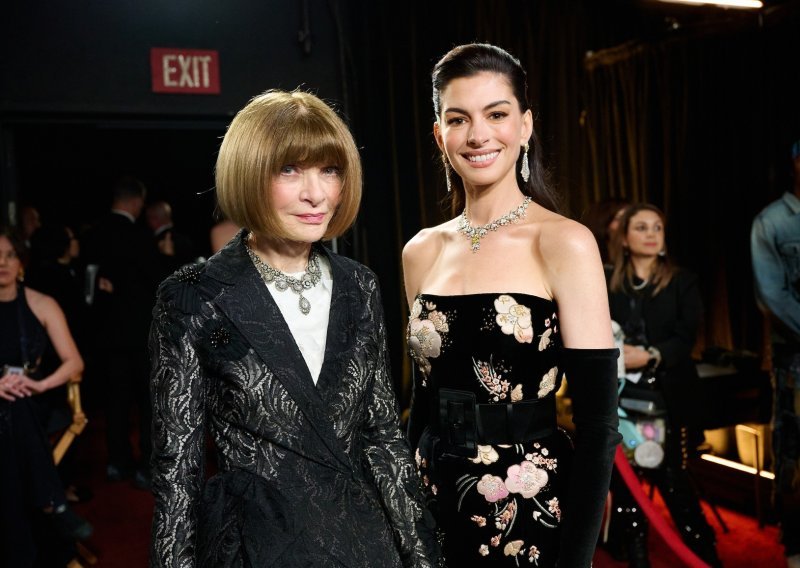 Anna Wintour 'spustila' Anne Hathaway na Oscarima i nasmijala publiku