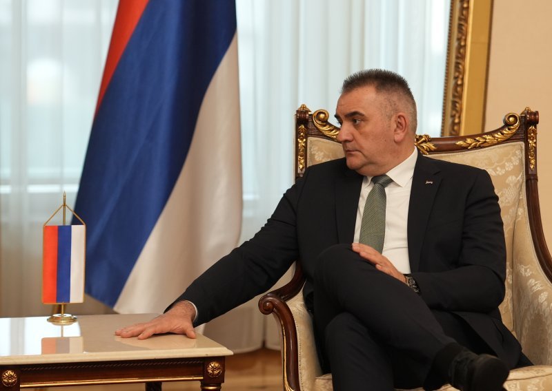 U Republici Srpskoj ponovno pala vlada: Minić otišao da bi se vratio