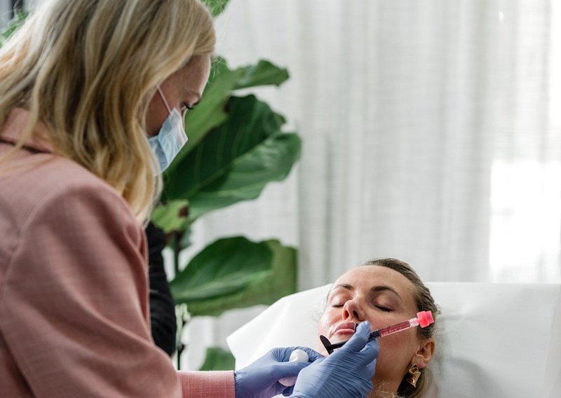 Usne koje izgledaju prirodno i zdravo: upoznajte novi beauty hit