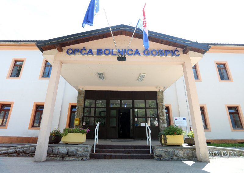 Kakva priča iz Gospića: 81-godišnjakinji odstranjen tumor od 36 kilograma