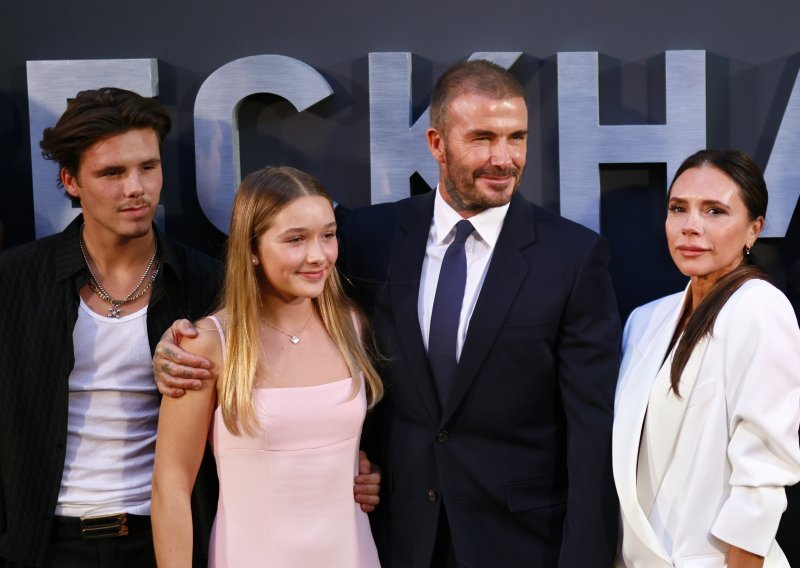 Jedan sin slavi, drugi šuti: Raskol u obitelji Beckham sve je dublji