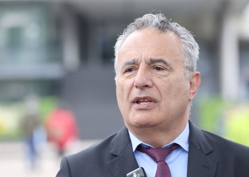 Kalinić zabrinut zbog 'Zagrepčanki': Trebamo biti oprezni. Čak i SAD ruši samo pola takvih raketa