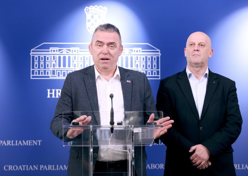 Mlinarić o srbijanskim raketama: 'Vučić pokazuje neke mišiće, a zapravo prijeti ni s čim'