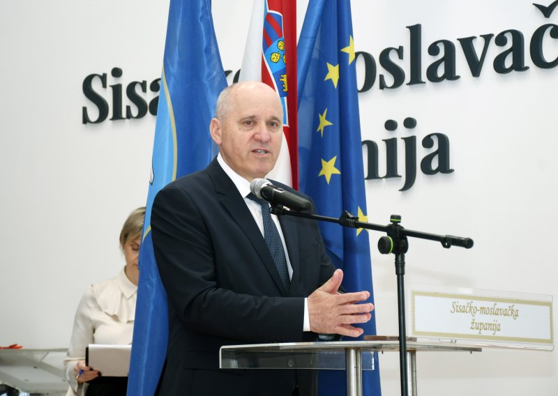 Bačić o obnovi nakon potresa: Obnavljamo skuplje, ali zato kvalitetnije i sigurnije