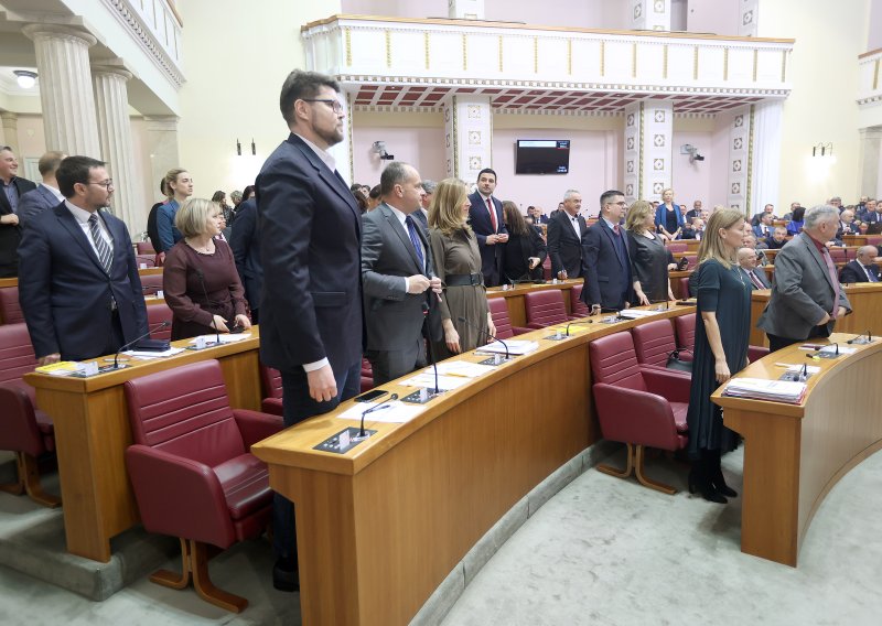 Oporba o Plenkovićevoj najavi: 'Ovo što se događa nedopustivo je. Vijeće za obranu mora se sastati'