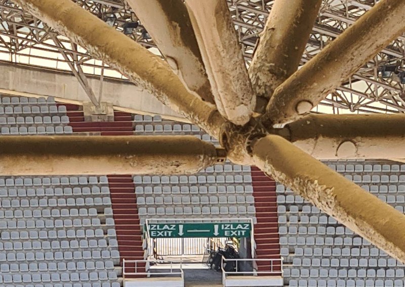 Hajduk objavio šokantne fotografije Poljuda u raspadu: 'Iz poljudske ljepotice poispadale vide'