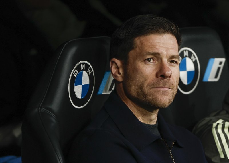 Xabi Alonso poručio Liverpoolu: 'Dovedite mi njih trojicu i dolazim'