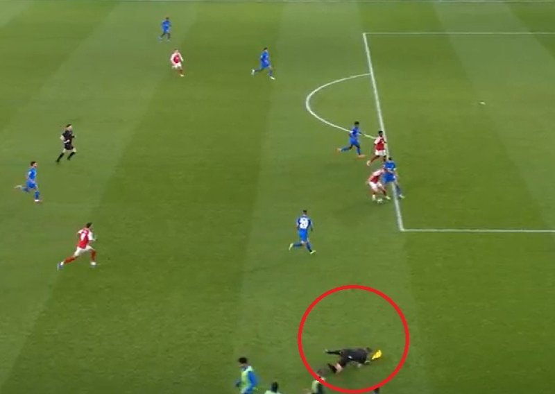 Zar je moguće da se na utakmici Lige prvaka dogodi ovako nešto?