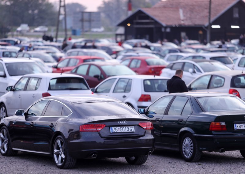 Kupili ste rabljeni automobil koji je stariji nego na oglasu? Situacija je komplicirana