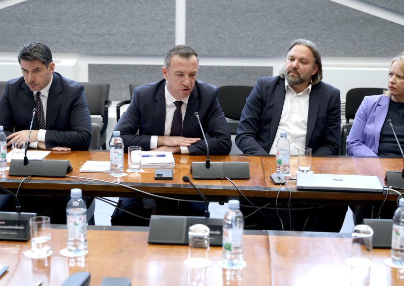 Mažar odgovorio na kritike oporbe: 'Smetaju vam rukometaši i hrvatski narod'