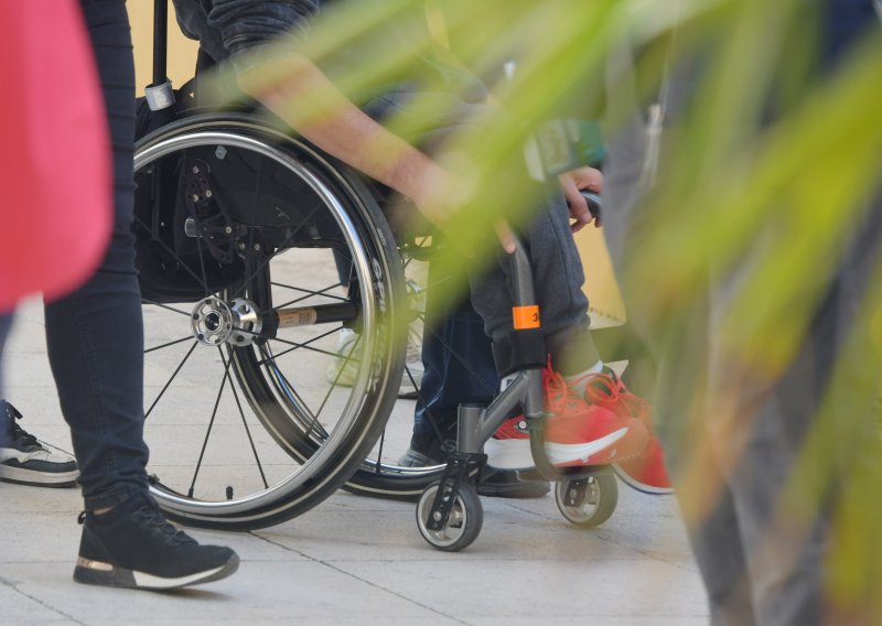 Institut za javne financije: Briga o pravima osoba s invaliditetom nadilazi okvire socijalne skrbi