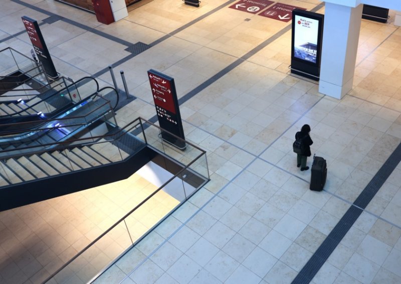 Zbog štrajka zatvorena zračna luka Berlin/Brandenburg: Otkazano 440 letova