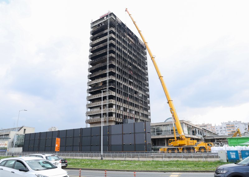 Otkriveno kako će se ukloniti azbest iz Vjesnika: 'Radnici će usisavačima...'