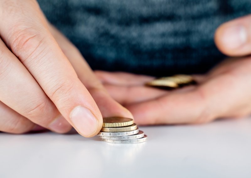 Osiguratelji i Hrvatski ured za osiguranje potiču mlade na promišljeno upravljanje financijama