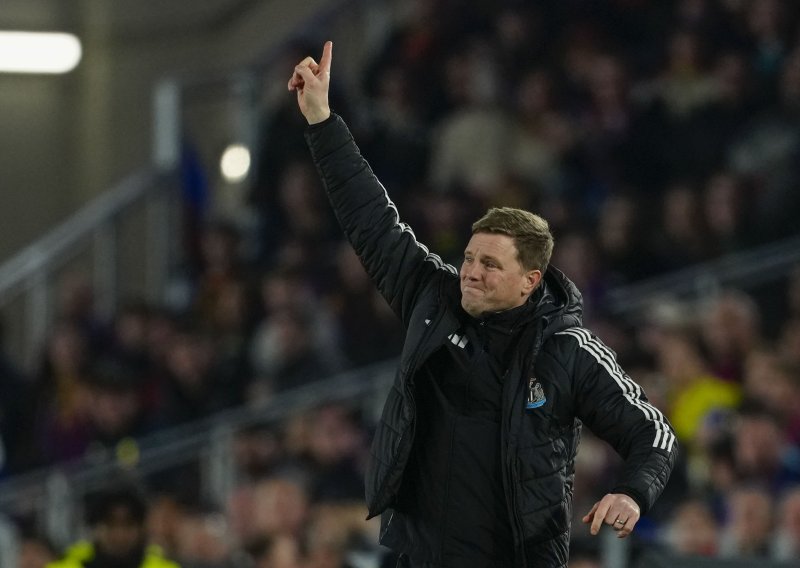 Sedam golova i deja vu: Barcelona opet ponizila engleskog trenera