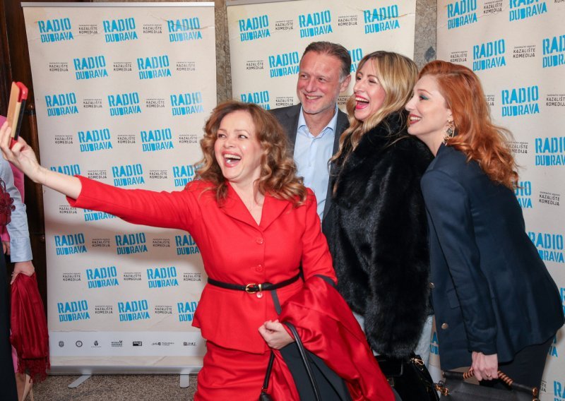 Premijera mjuzikla 'Radio Dubrava' okupila je brojne poznate