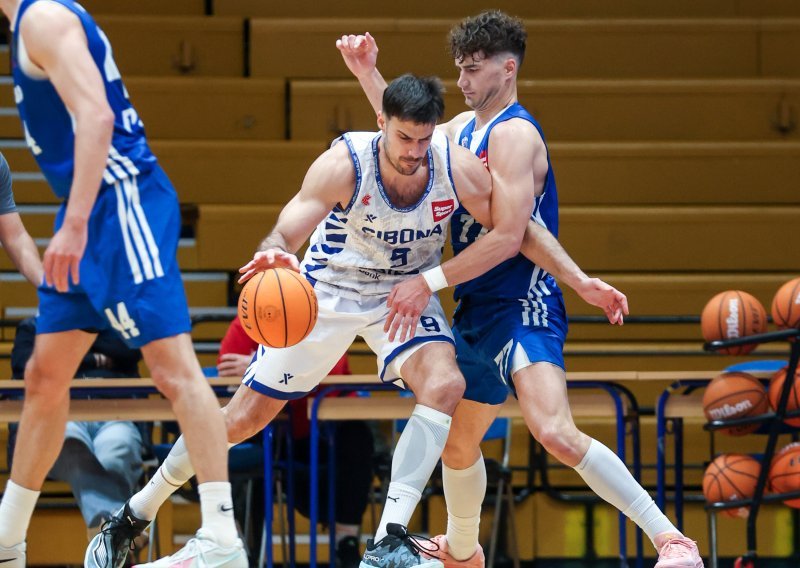 Zadar se namučio s autsajderom, Cibona razbila Dinamo