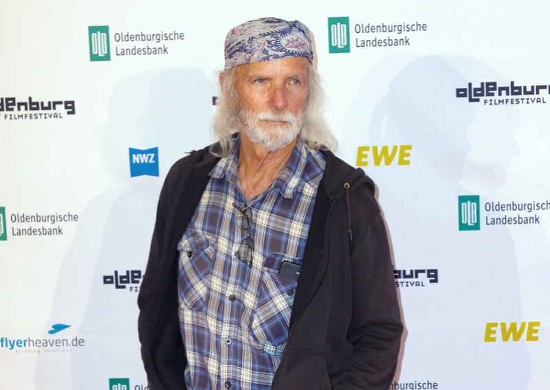 Nitko nije očekivao ovakvog gosta: Oskarovac ušetao u karlovačku knjižnicu