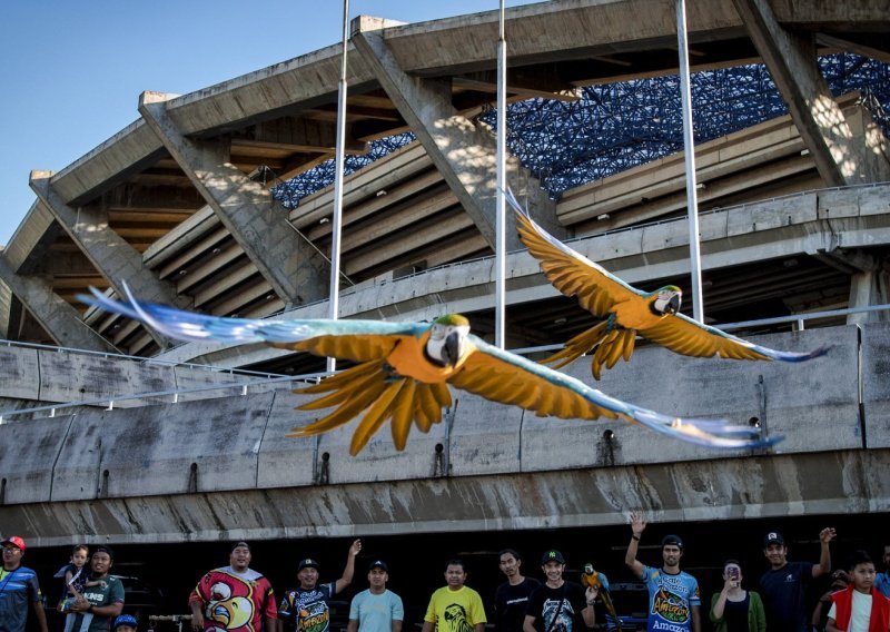 Pogledajte kako je srušen 'malezijski Poljud'
