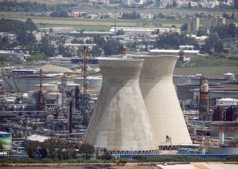 Iran nastavlja osvetu: Pogođena jedna od ključnih izraelskih rafinerija