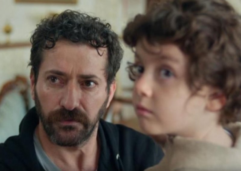 Dirljiv susret zvijezda serije 'Daleki grad': Riječ 'tata' sve je ganula