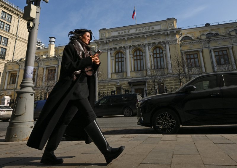 Ruse ne brinu problemi zapadnog svijeta: Pazite što su napravili s kamatnim stopama