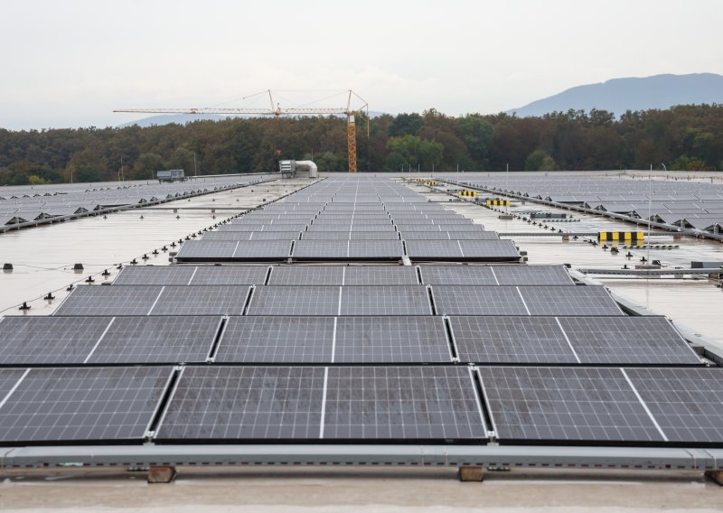 Slaba mreža otežava solarne projekte, država će sufinancirati baterije