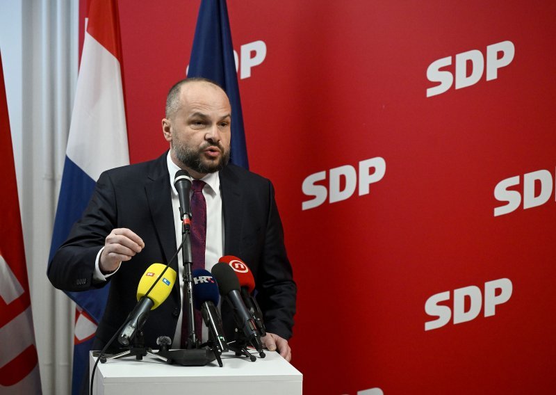 Hajdaš Dončić: Imamo državu na autopilotu i umjetnoj inteligenciji zvanoj Andrej Plenković