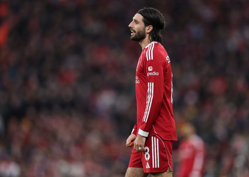 Što se to događa s prvakom? Novi poraz Liverpoola