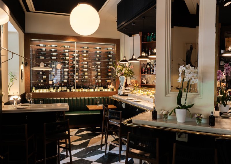 Kvartovski bar s dvije Michelinove zvjezdice