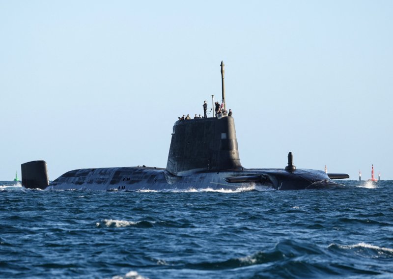 Britanska podmornica s raketama Tomahawk raspoređena u Arapskom moru