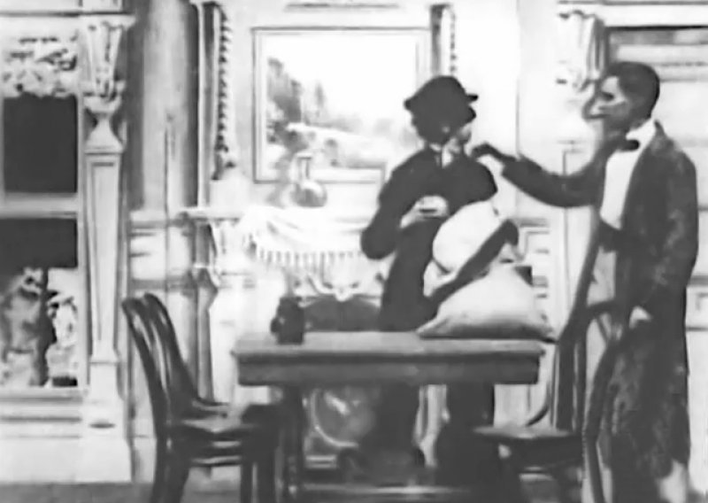 Pogledajte prvo pojavljivanje Sherlocka Holmesa na filmu 1900. godine