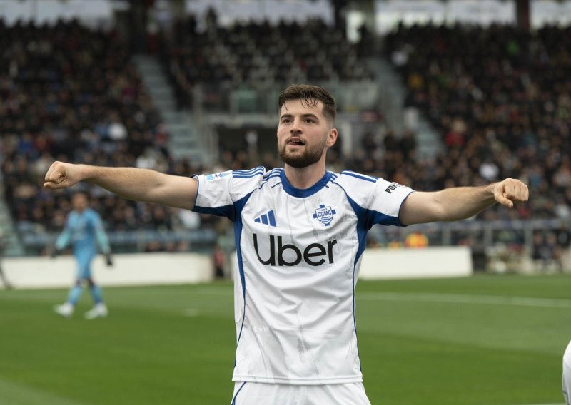 Martin Baturina ponovno oduševljava; dribling i golčina za naklon