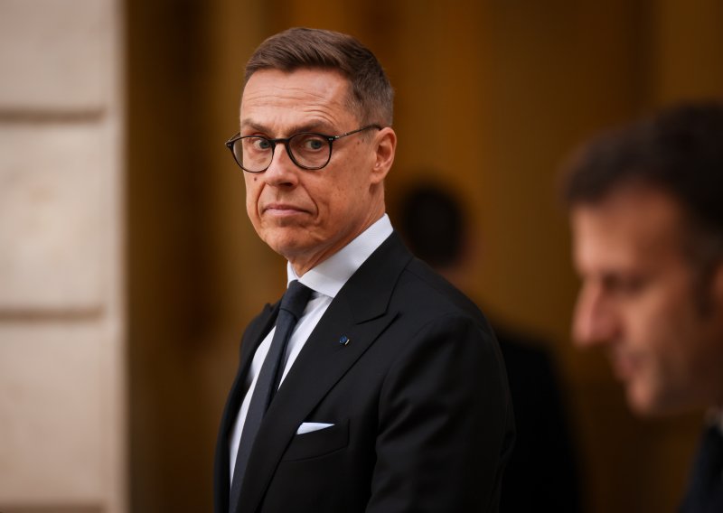 'SAD ide svojim putem, a Europa to mora prihvatiti. Spasite što se spasiti može'