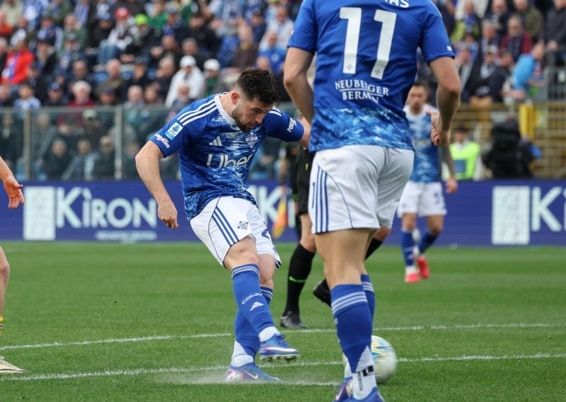 'Gol kao na biljaru': Talijani u transu zbog Baturine, pogledajte remek-djelo