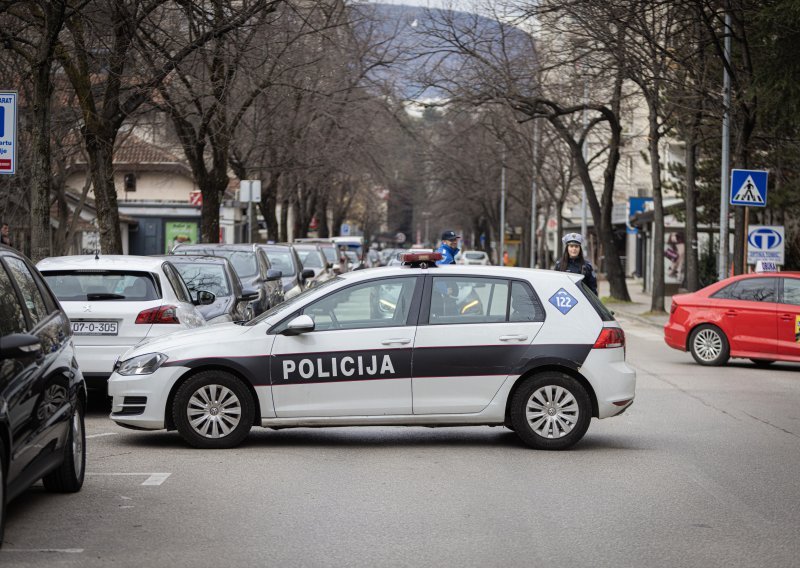 Sukob u Stolcu zbog murala o Vukovaru: Neredi navijačkih skupina