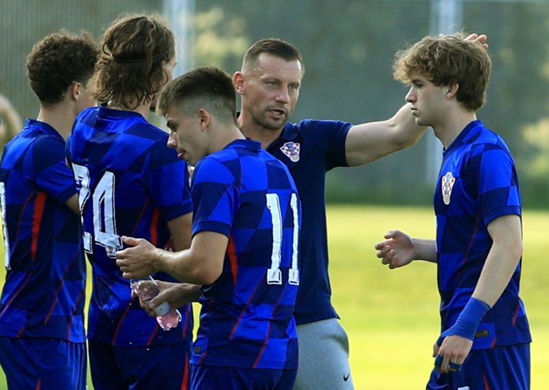 Sanjao je SP i bio velika želja Bobana i Dinama, a večeras je doživio novu pljusku