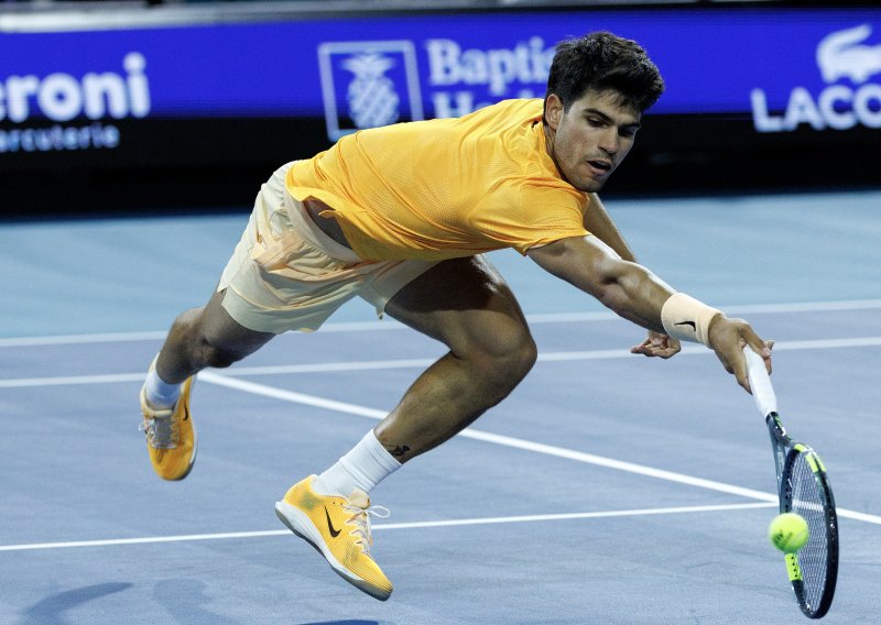 Šokantan poraz najboljeg tenisača svijeta