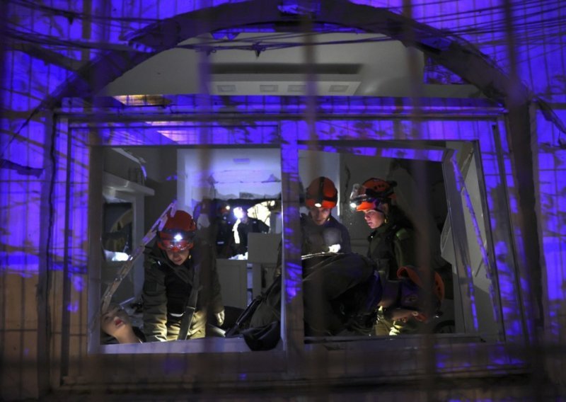 Curi Trumpov rok Teheranu, oglasio se Iran; SAD izdao upozorenje Amerikancima diljem svijeta