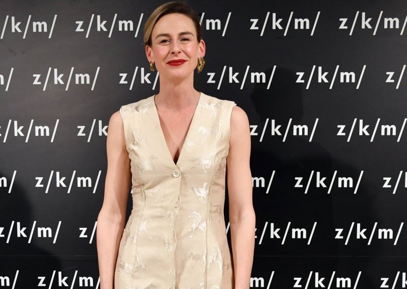 Ma kakva klasika: Ovako se romantičan stajling razbija teškim 'combat' čizmama