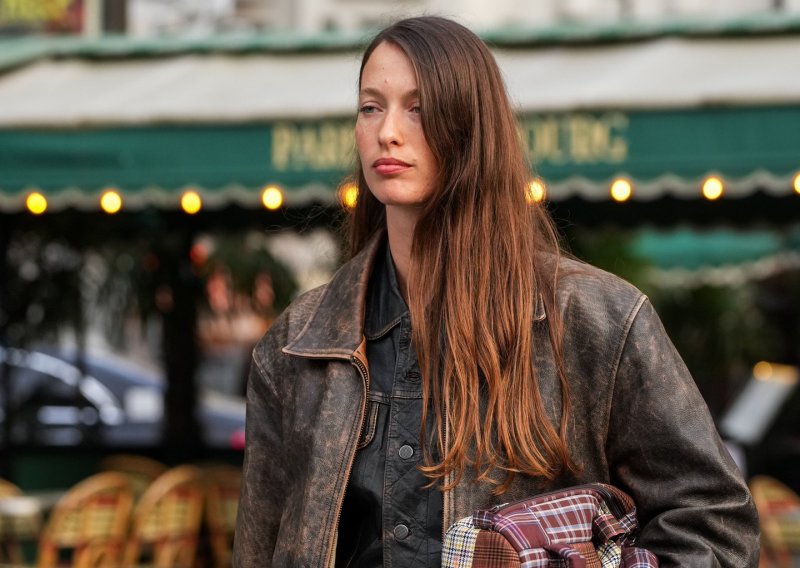 Zaboravite na crne verzije: Smeđa kožna jakna je sve što vam treba ovog proljeća