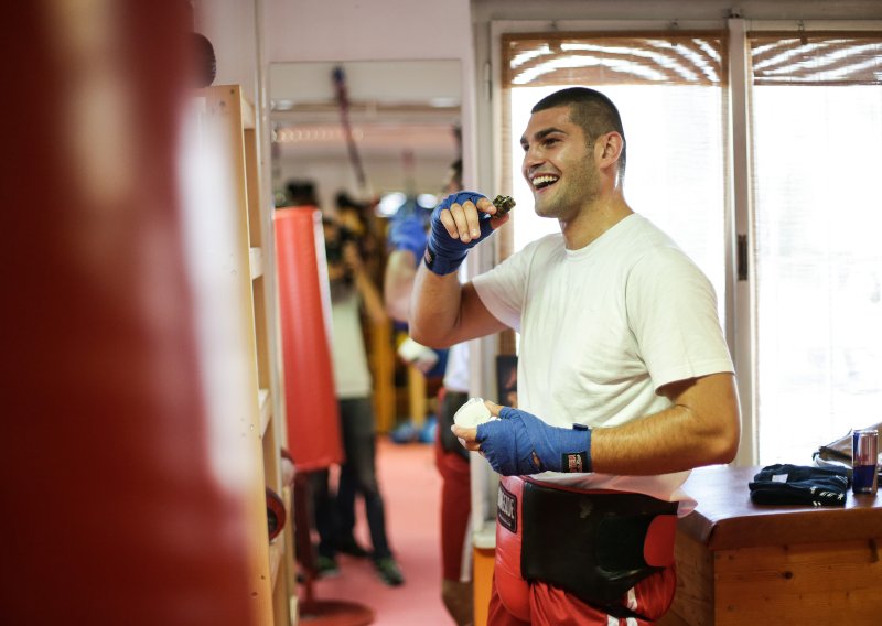 Britanci objavili ekskluzivu: Evo protiv koga će se boriti Filip Hrgović