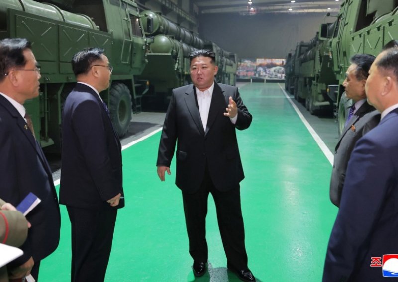Kim Jong Un zaprijetio Južnoj Koreji: 'Nemilosrdno, bez oklijevanja ili suzdržanosti'