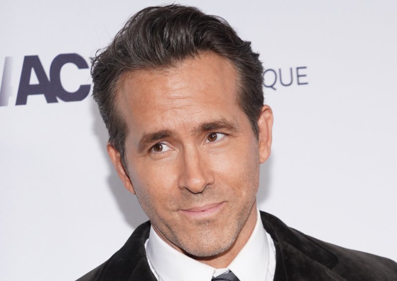 'Slomio sam svaku kost': Ryan Reynolds otkrio kako ga je pijani vozač gotovo usmrtio sa 18 godina
