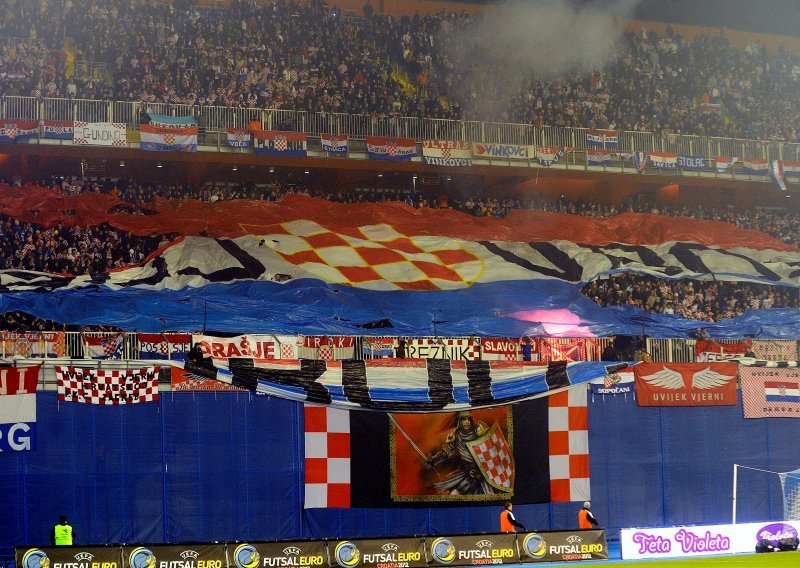 Kakav apsurd, Srbija spašava hrvatski nogomet!