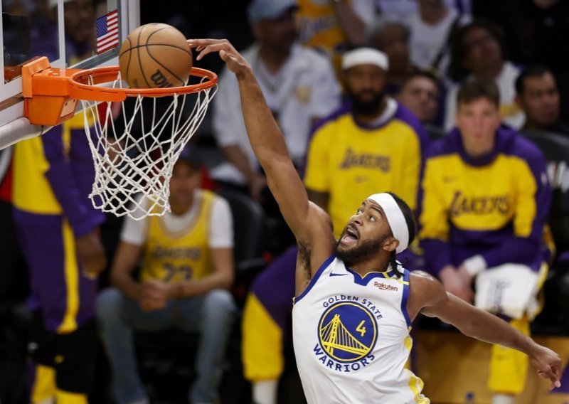 Teška ozljeda šokirala NBA ligu; pogledajte trenutak koji je sledio dvoranu