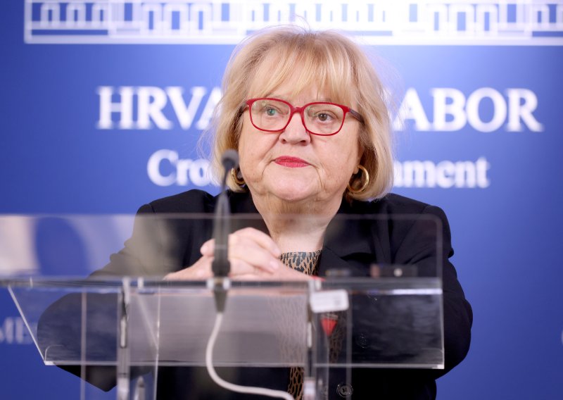 Mrak Taritaš: Plenković je postigao da se o obnovi ne govori, da postane 'ne-tema'