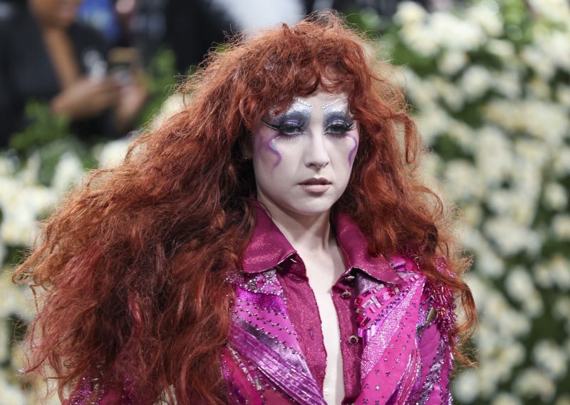 Nazivaju je ku*kom: Hollywood okreće leđa Chappell Roan, a sve zbog neviđene bahatosti