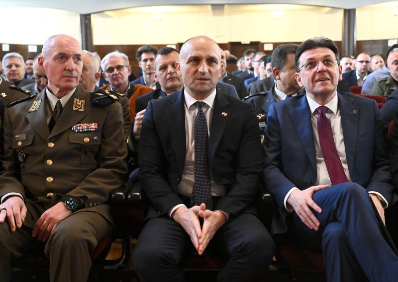 Anušić: Nemoguće je pregovarati o Davidovoj praćki kada vojska ima zabranu suradnje s Izraelom