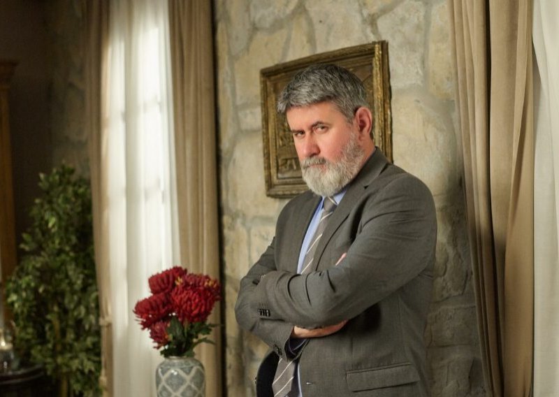 Vedran Mlikota: 'Ja sam 'naš čovik' iz susjedstva. Ne volim mistificirati svoj posao i glumiti zvijezdu'